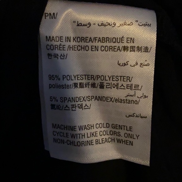 NWT Alfani Petite Swing top in Black - Picture 4 of 5